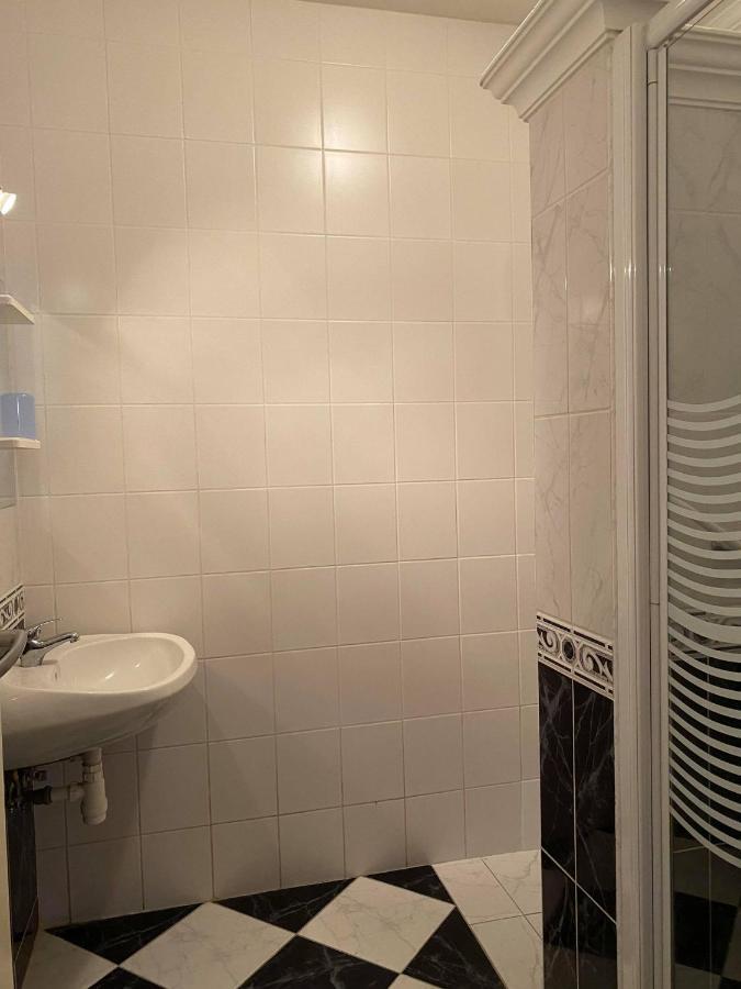 Birta Apartman Hajduszoboszlo Exterior photo